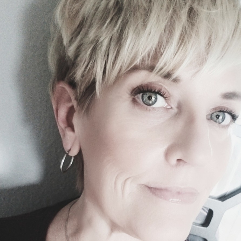 Meet your Posher, Regina